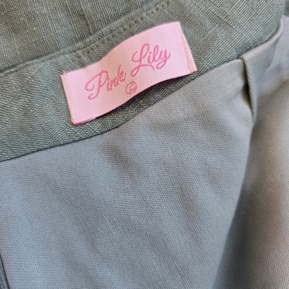 Pink Lily | Large | Sage Linen Skort - Picture 5 of 6